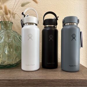 ✨Lot of 3 Micro Hydro Flask 13.5 oz 400 ml - Black, Dark Gray & White NEW SIZE✨